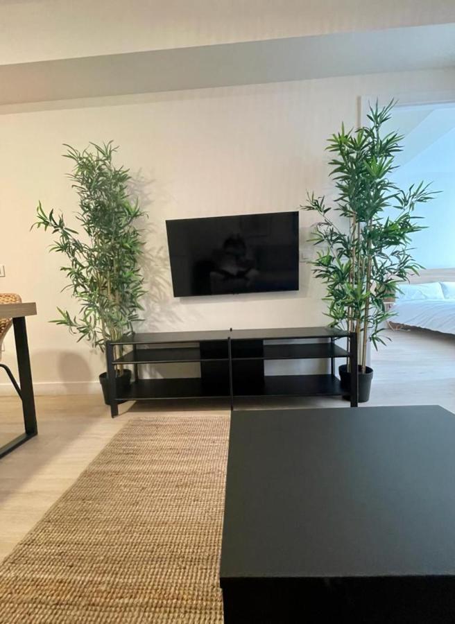 Downtown&New Apt Para 9Pax En La Plaza De Chueca Madrid Buitenkant foto